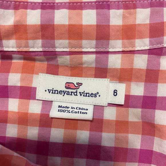 Women’s vineyard vines button down - Picture 3 of 3